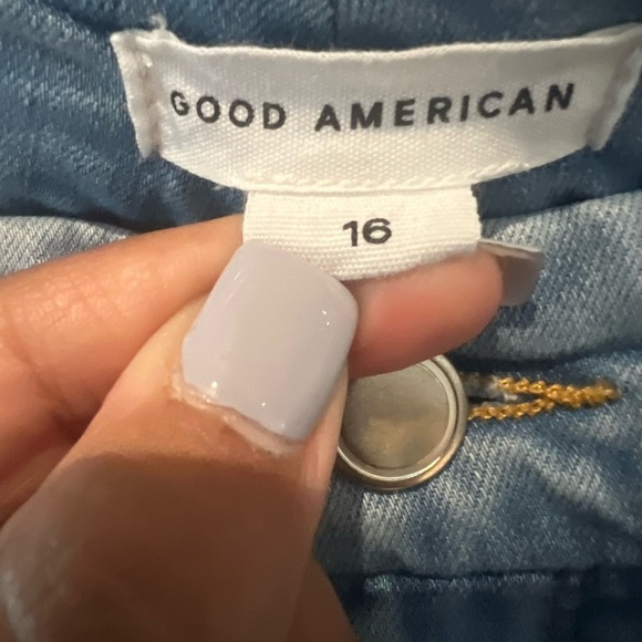 Good American Light Blue Jeans - Picture 2 of 6